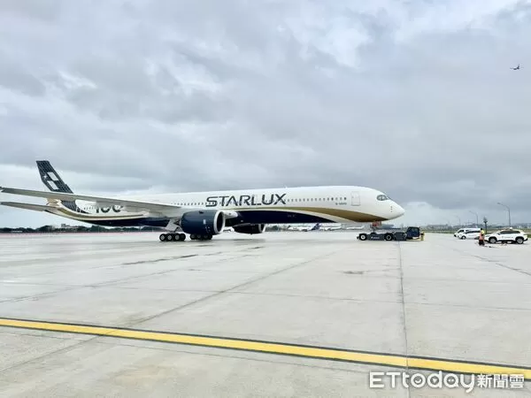 ▲▼桃園機場臨時過夜停機坪。（圖／記者周湘芸攝）