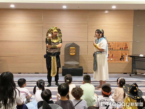 ▲和逸飯店&bull;台南西門館推出「逸遊古埃及」住房專案，入住即贈《埃及之王：法老》特展門票，搶攻親子客群。（記者林東良翻攝，下同）