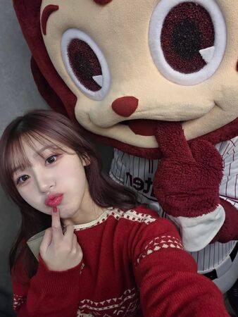 ▲樂天猿氣與廉世彬。（圖／樂天桃猿）