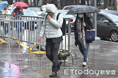 一周兩波鋒面＋冷空氣夾擊　周二濕冷「雨擴半個台灣」