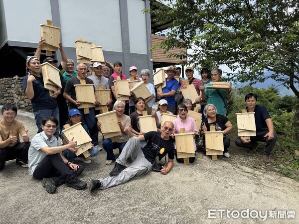 ▲觀霧地區相隔19年再次捕獲金黃鼠耳蝠，同時新增黃頸蝠為觀霧地區新紀錄物種，一舉讓觀霧地區成為目前國內已知報告中、單一地點蝙蝠物種數最高之處。（圖／雪霸國家公園管理處提供）