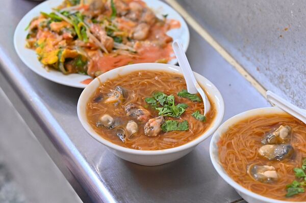 ▲▼正兆蚵仔煎。（圖／部落客橘子狗愛吃糖授權提供）