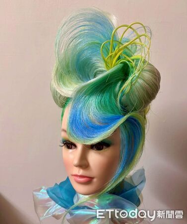 ▲▼弘光科大在全球髮藝菁英大賞中，制霸全場奪四冠。（圖／弘光科大提供，下同）