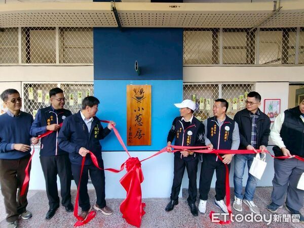 ▲台南市安慶國小食農教育教室「小蔥房」22日揭牌啟用，打造從土地到餐桌的學習場域。（圖／記者林東良翻攝，下同）