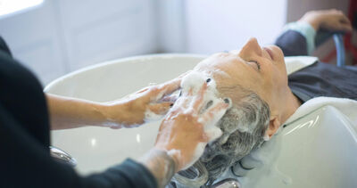 美髮店洗頭較持久？她實測「4天不會癢」　內行揭3關鍵