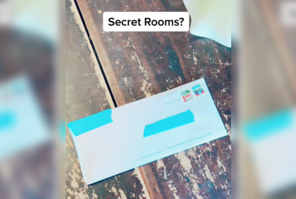 買130年老屋收「前屋主神秘信件」　夫妻循線找到陰森密室古物。（圖／翻攝自TikTok／living_in_history）