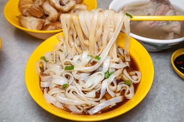 ▲▼馬里士他肉骨茶。（圖／部落客美熊很愛吃授權提供）