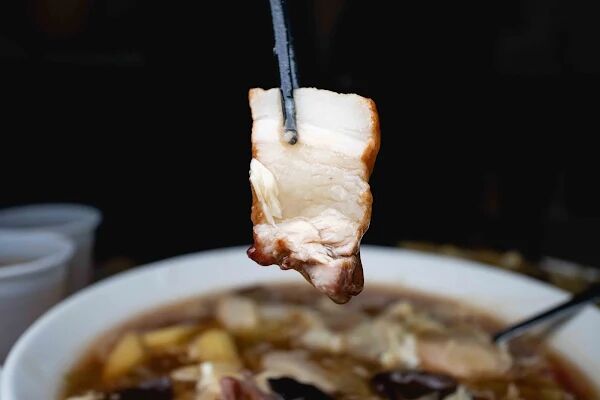 ▲▼老五刀削麵。（圖／部落客美熊很愛吃授權提供）