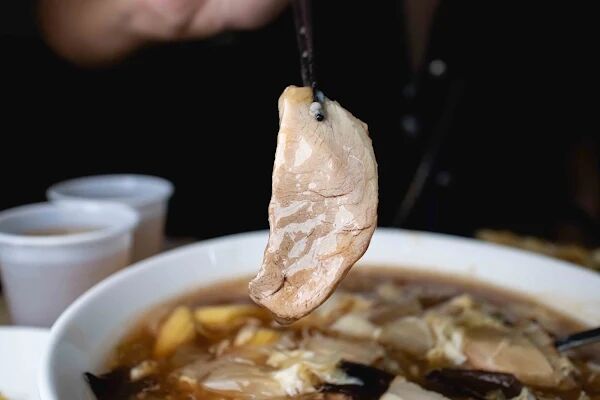 ▲▼老五刀削麵。（圖／部落客美熊很愛吃授權提供）