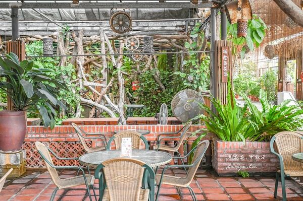 ▲▼台北花卉村森林派對咖啡館。（圖／記者陳莉玟攝）