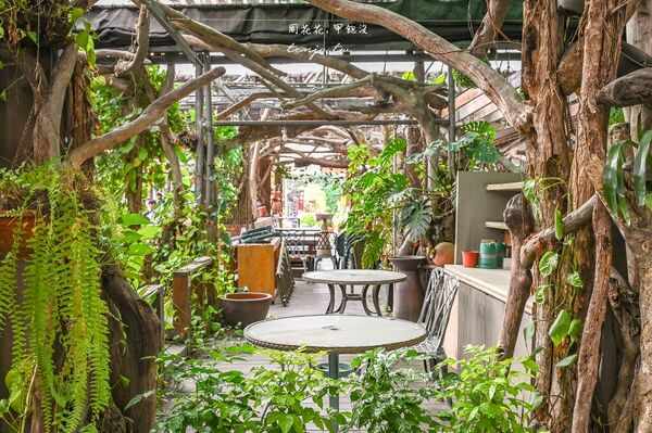 ▲▼台北花卉村森林派對咖啡館。（圖／記者陳莉玟攝）