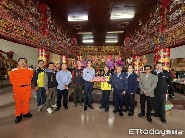 ▲▼海巡署艦隊分署第六海巡隊在花蓮港口順天宮舉行「PP-3532 艇成軍祈福典禮」。（圖／海巡艦隊分署第六海巡隊提供，下同）