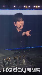 直擊/高雄捷運、紅綠燈全是SJ!萬人喊「歡迎回家」利特:瘋掉~