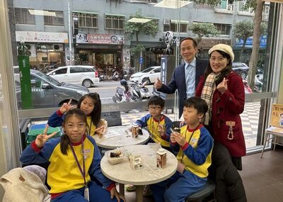 透過悠遊卡就能領餐券　桃園寒假愛心午餐政策「變聰明」