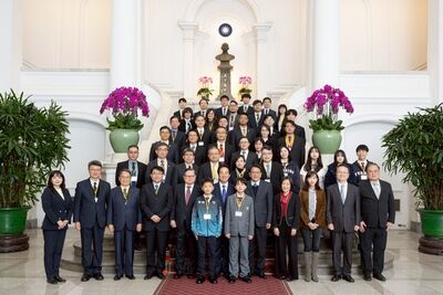 總統接見!長庚科大副校長黃聰龍 榮獲國際學術創新金鑽獎