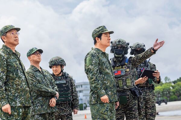 總統賴清德去年赴左營軍區訪視，相關資訊也遭外洩。（翻攝總統府flickr）