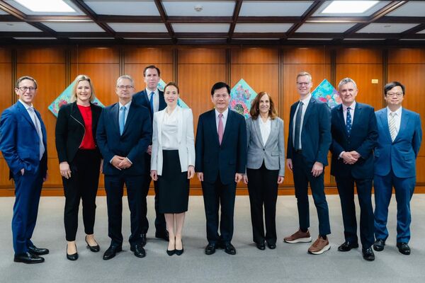 ▲▼林佳龍陪同賴清德接見「德國馬歇爾基金會」。（圖／翻攝林佳龍臉書）