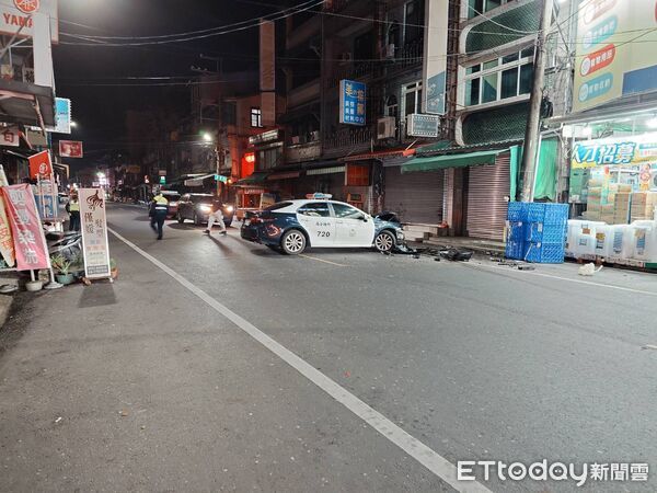 ▲▼屏東通緝犯駕車撞警，警連開7槍。（圖／記者陳崑福翻攝）
