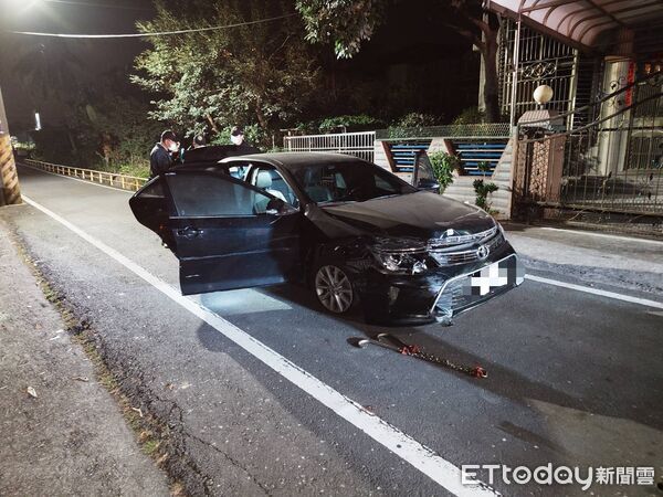 ▲▼屏東通緝犯駕車撞警，警連開7槍。（圖／記者陳崑福翻攝）