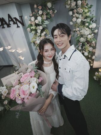 ▲管麟、吳季璇登記結婚。（圖／翻攝自IG）