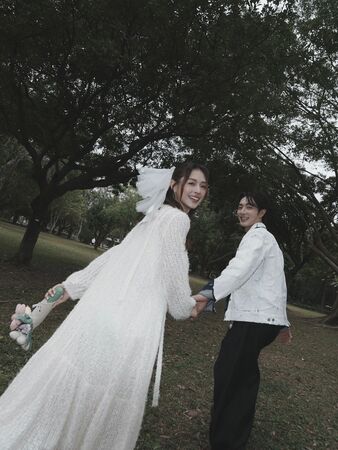 ▲管麟、吳季璇登記結婚。（圖／翻攝自IG）