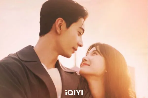 ▲《軋戲》由陳星旭、盧昱曉主演。（圖／iQIYI提供）