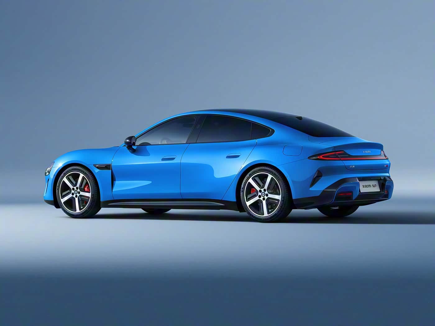 ▲小米創辦人雷軍再拋新SU7資訊，現在大陸已經開放訂車。（圖／翻攝自大陸微博、小米汽車）