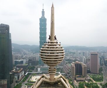 搶看霍諾德!外國極限玩家疑闖遠雄卡位 「塔尖VIP視角」照曝光