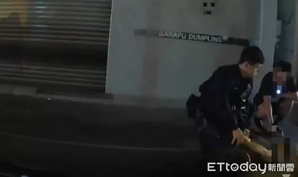 ▲酒吧口角打到街頭 花蓮警快打出動逮4男。（圖／記者郭世賢翻攝）