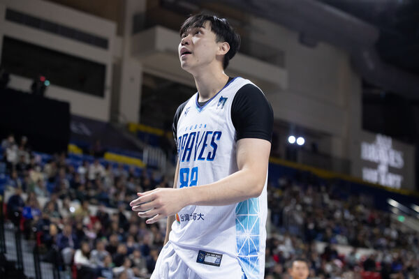 ▲勇士曾祥均、林志傑、古德溫、莫巴耶、阿庫斯。（圖／PLG職籃提供）