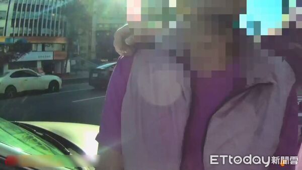 ▲大安警方在東區商旅破獲香港車手集團逮捕3人到案。（圖／記者張君豪翻攝）