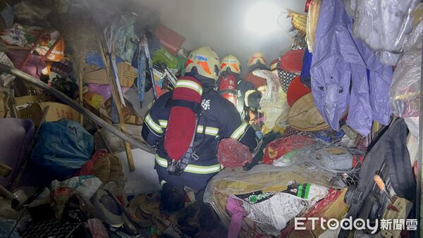 彰化民宅火警！　1女多處燒燙燒送醫。(圖／記者唐詠絮翻攝）