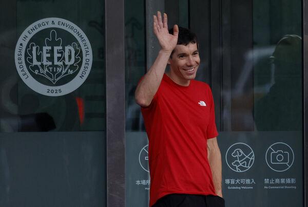 霍諾德爬101前吃什麼？公關揭「來台超愛吃1物」飲食習慣曝光