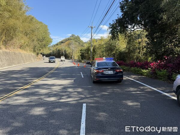 ▲▼             台3線一名22歲重機騎士過彎時自摔，傷重不治。（圖／記者楊永盛翻攝，下同）