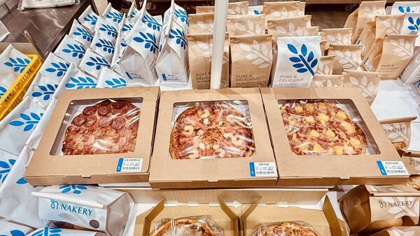 ▲▼家樂福限定門市開賣Pizza。（圖／業者提供）