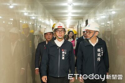 黃國昌喊「高雄市長選戰藍白合」　陳其邁冷回：沒注意這新聞