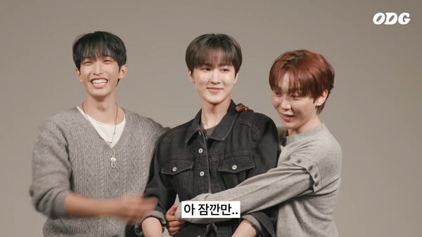 ▲▼5年前「簽售」見過SEVENTEEN勝寛、DK！　他長大變成韓團偶像同框。（圖／翻攝自ODG YouTube）