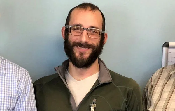 ▲▼美國明尼蘇達州明尼阿波利斯市37歲護理師普雷蒂（Alex Pretti）在聯邦執法行動中遭開槍擊斃，事件引發爭議。（圖／路透）