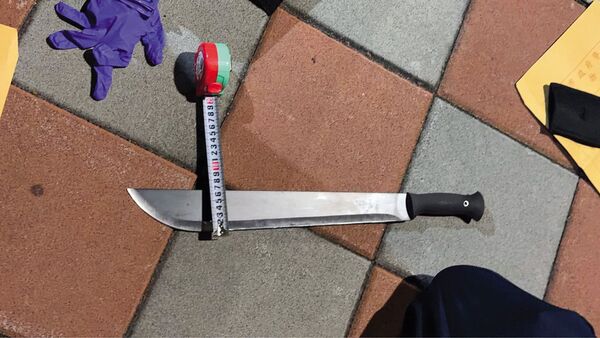 廖聰賢索討零用錢不成，竟持開山刀（圖）狂砍父母69刀斃命。（警方提供）