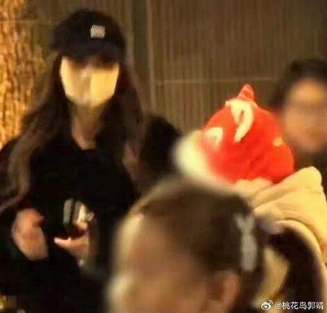 ▲▼Angelababy黃曉明。（圖／翻攝自微博）