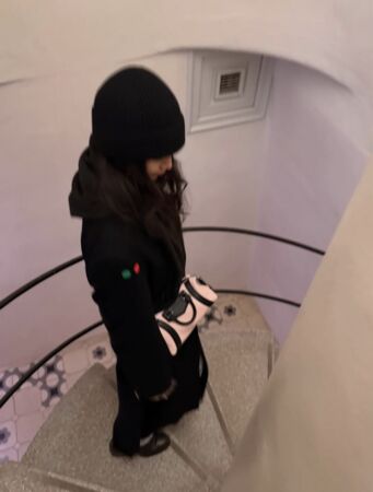 ▲▼金宇彬甜蜜掌鏡！申敏兒婚後PO「愛的視角」蜜月照　無名指婚戒超閃。（圖／翻攝自申敏兒IG）