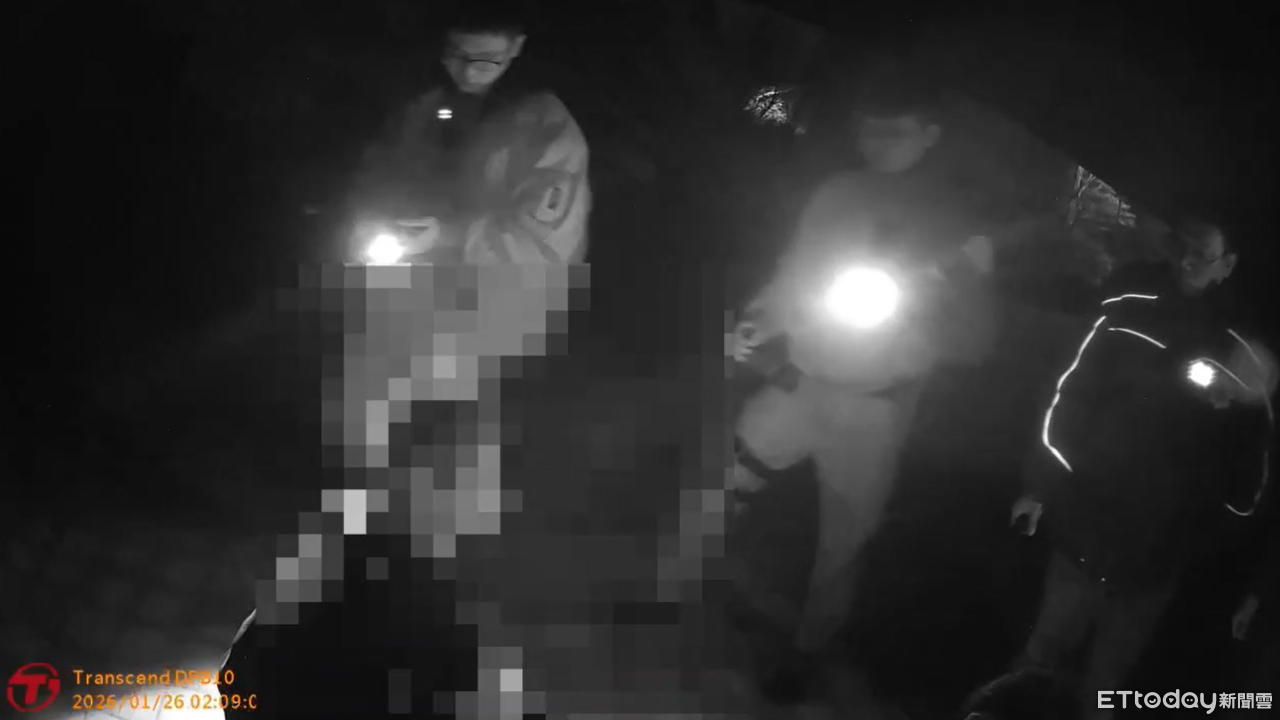 快訊/抓到了!2嫌搶銀樓得手「42萬元黃金」 落網稱:金飾遺失