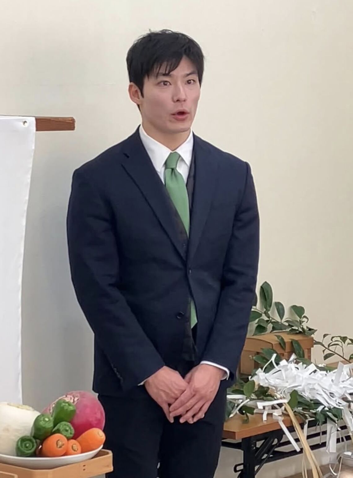 ▲▼日本無黨籍新人石田嵩人當選，成為最年輕知事。（圖／翻攝石田嵩人IG）