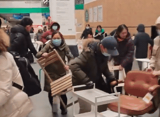 IKEA大撤退！宣布關閉大陸7門市　民眾上演「搶貨全武行」