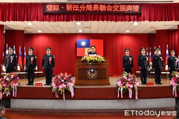 ▲雲林縣警察局舉行主任秘書、督察長及分局長聯合交接典禮，場面莊重隆重。（圖／記者游瓊華翻攝）