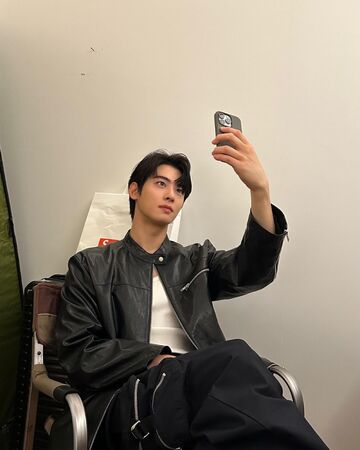 ▲▼車銀優軍中發聲道歉。（圖／翻攝自Instagram／eunwo.o_c）