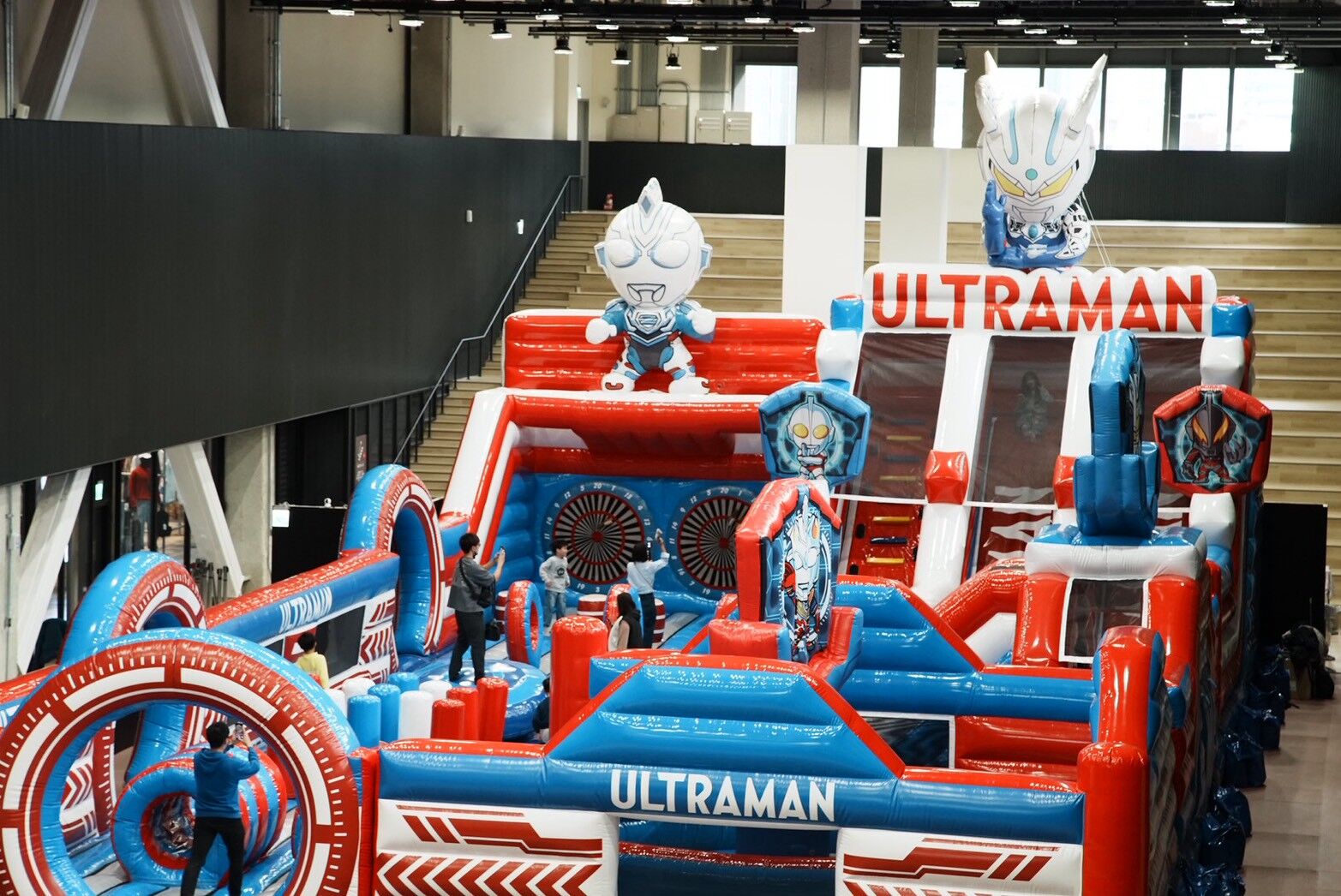 ▲超人力霸王氣墊樂園、星之卡比快閃店。（圖／業者提供）