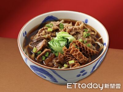 三商巧福攜手武德宮推「紅燒四喜牛肉麵」　買就送黑虎開運錢母