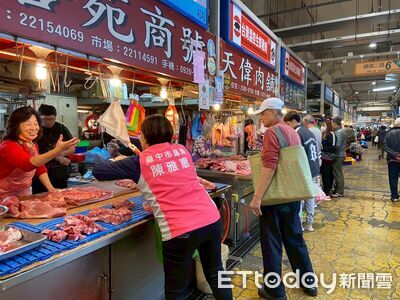 傾聽攤商困境 中市議員陳雅惠籲市府強化市場支持政策