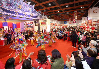 2026世貿年貨大展4天吸引38萬人次　媽祖護佑、公益傳愛雙滿載